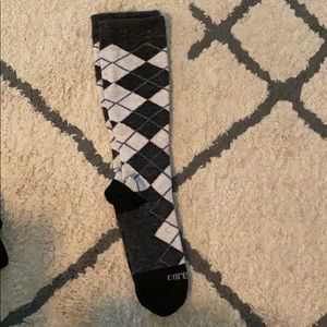 Slate Argyle Compression support socks